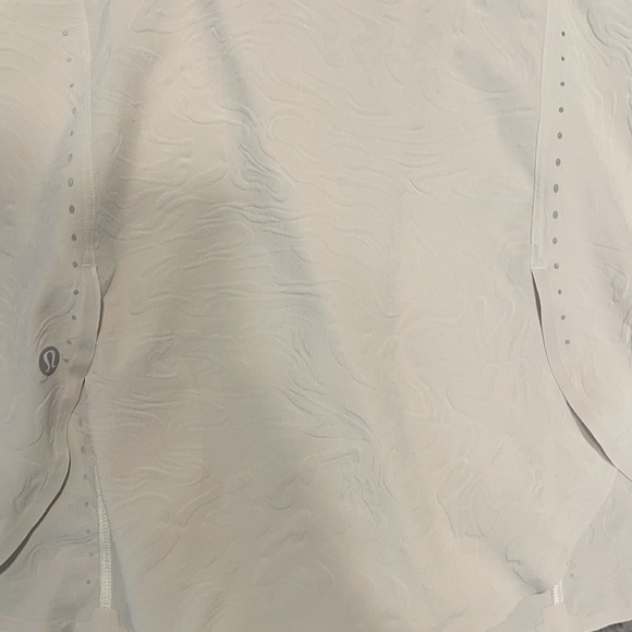 Lululemon Lightweight Stretch Running Tank Top *Airflow size 2. - Picture 6 of 9